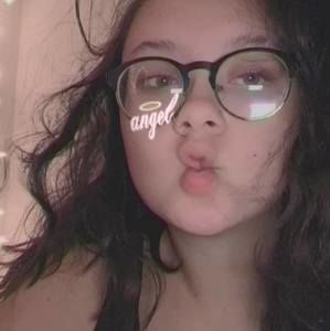 Meet your Posher, Hailey